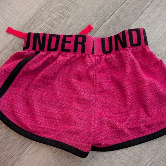 UNDER ARMOUR GIRLS PINK ATHLETIC SHORTS SIZE XS - Picture 2 of 4